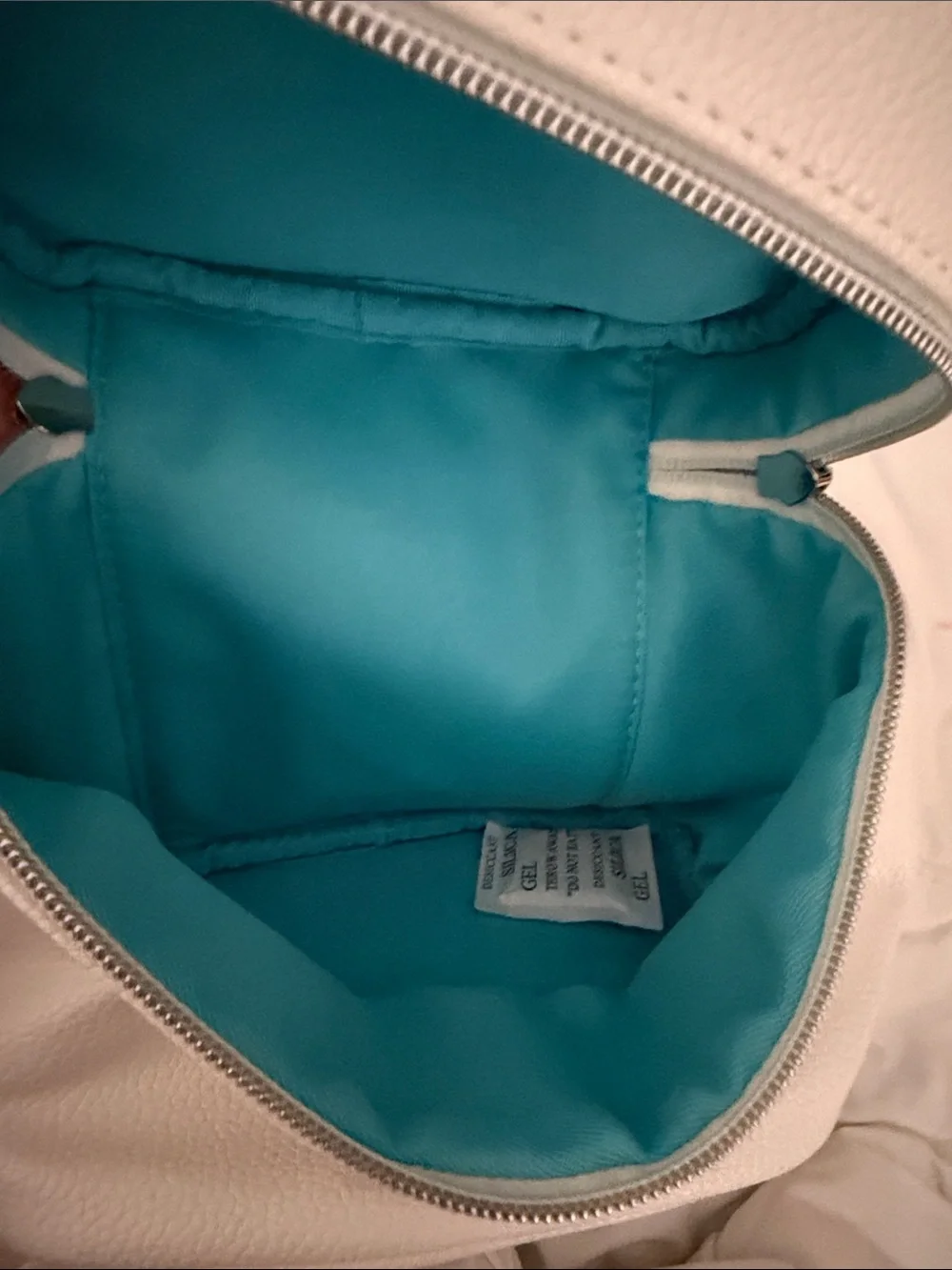 OBAGI Medical Cosmetic/Skincare Travel Case | White Exterior